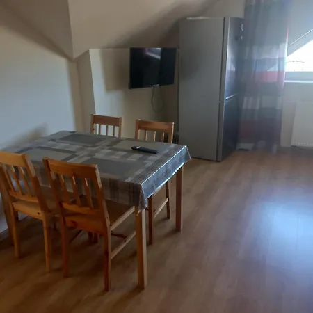 منزل للإقامة Robi I ليبا